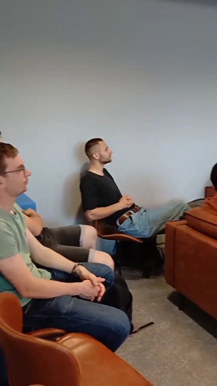Pitch video